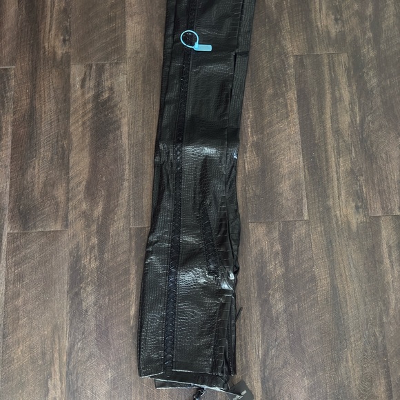 Wmnswear Coax Pant Black Faux-Croc Lace-Trim Flared Pants - Picture 3 of 7